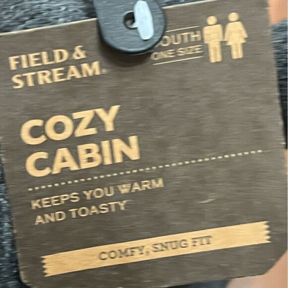 Field & Stream Cozy Cabin Youth Kitten Hat and Sock Bundle, NWT - Picture 6 of 7